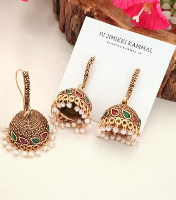 Manufacturer, Exporter, Importer, Supplier, Wholesaler, Retailer, Trader of Earrings (Jhumkas, Studs, Hoops) in New Delhi, Delhi, India.