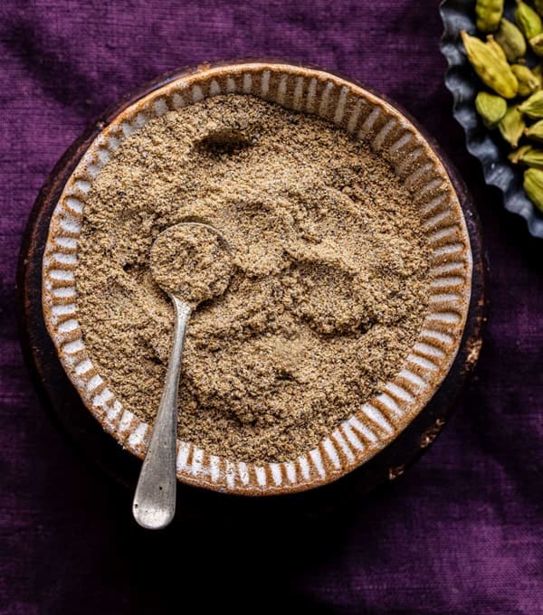 Manufacturer, Exporter, Importer, Supplier, Wholesaler, Retailer, Trader of Cardamom Powder in New Delhi, Delhi, India.