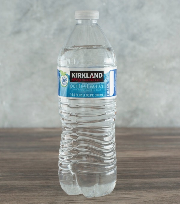 Manufacturer, Exporter, Importer, Supplier, Wholesaler, Retailer, Trader of Purified Drinking Water in New Delhi, Delhi, India.